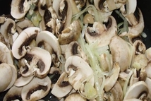 Шаг 3: Из грибов сделать «фарш», им …