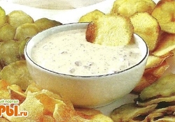 Рецепт: Овощные чипсы с соусом