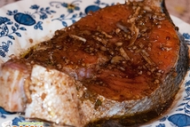 Шаг 3: Стейк семги с обеих сторон …