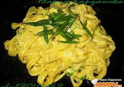 Рецепт: Тальятелле с курицей в соусе карри