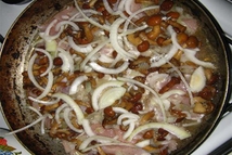 Шаг 1: Грибы отварить до готовности. Пока …