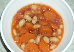 Рецепт: Фасоль тушеная в томатном соусе