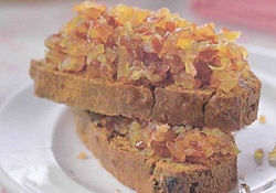 Рецепт: Банановый хлеб с финиковым чатни