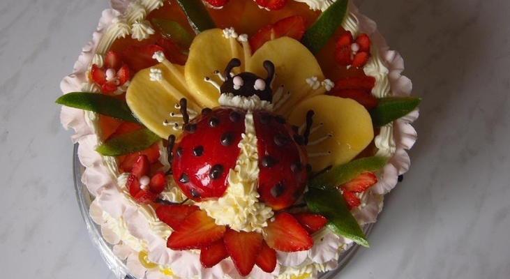 Торт "Божья коровка"