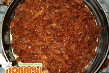 Шаг 5: сверху аккуратно выкладываем начинку