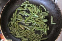 Шаг 2: Берем стручковую фасоль, моем ее …