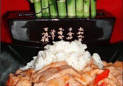 Рецепт: Свинина с перцем и помидорами