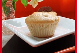 Сметанные маффины с ревенем