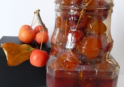 Рецепт: Варенье из райских яблочек