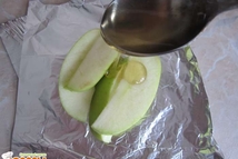 Шаг 4: Отдельно берем яблоко, моем и …