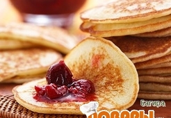 Оладьи с ягодным джемом