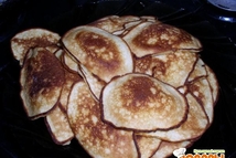 Шаг 2: Жарить на смазанной сковороде как …