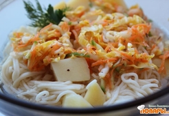 Овощное "кукси" с пекинской капустой