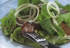 Салат с куриной печенкой  