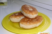 Шаг 3: Чтоб тесто не липло к …