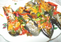 Баклажаны маринованные с овощами