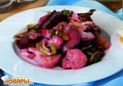 Рецепт: Салат с сельдью по-норвежски  