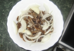 Грибочки маринованные