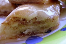 Шаг 6: Достаем и заливаем все медом. …