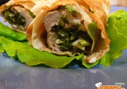 Рецепт: Куриные роллы на азиатский манер