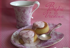 Мини маннички с клубникой