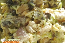 Шаг 4: Сыр тоже потереть на крупной …