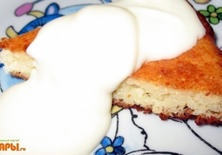 Рецепт: Творожная запеканка со сметанным кремом