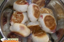 Шаг 9: Выпекаем в духовке, пирожки можно …