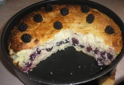 Творожная запеканка с ежевикой