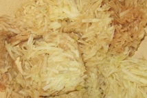 Шаг 3: Для крема, чистим и натираем …