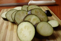 Шаг 1: Купив в магазине немного колбаски, …