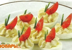 Рецепт: Закуска из яиц с сельдью