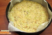 Шаг 4: Все тщательно перемешайте. Выложите тесто …