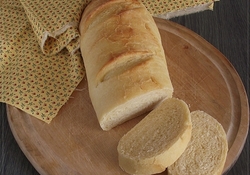 Рецепт: Хлеб на сыворотке с кукурузной мукой