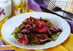 Рецепт: Салат с кальмарами по-мексикански  