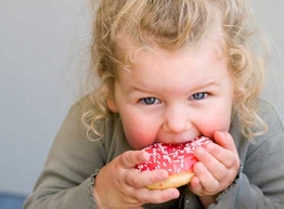 Статья: Обилие стресс-факторов в жизни родителей приводит к детскому ожирению