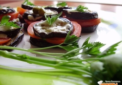 Рецепт: Бутерброды с баклажанами