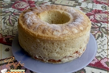 Шаг 3: Уложить пирог в форму "кольцо". …