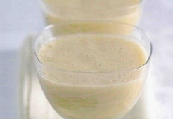 Смуфи с хурмой и бананом