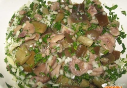 Рецепт: Баклажаны с маслятами по-корейски