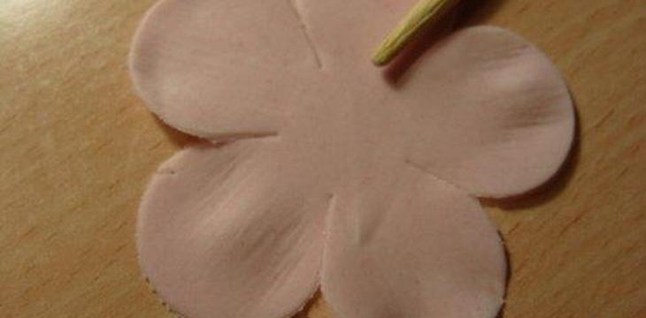 Шаг №15 МК Роза на проволоке от Учредительница