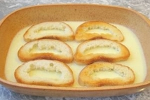 Шаг 6: Добавить бульон. Следом добавить сметану, …