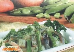 Рецепт: Салат из сельди, картофеля и зеленой фасоли