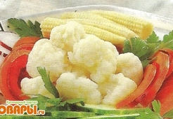 Овощное ассорти с соусом