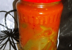 Рецепт: Сладкий перец в томатном соусе