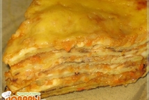 Шаг 5: Дно формы выложить блинами. Смазать …