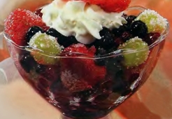 Салат из ягод