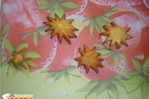 Шаг 5: Обжариваем ёлочку и шляпы в …