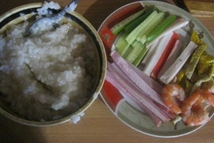 Шаг 3: Отварить вязкий рис. Смешать с …