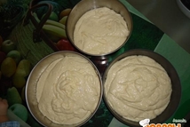 Шаг 5: Разложить тесто по формам. Тесто …